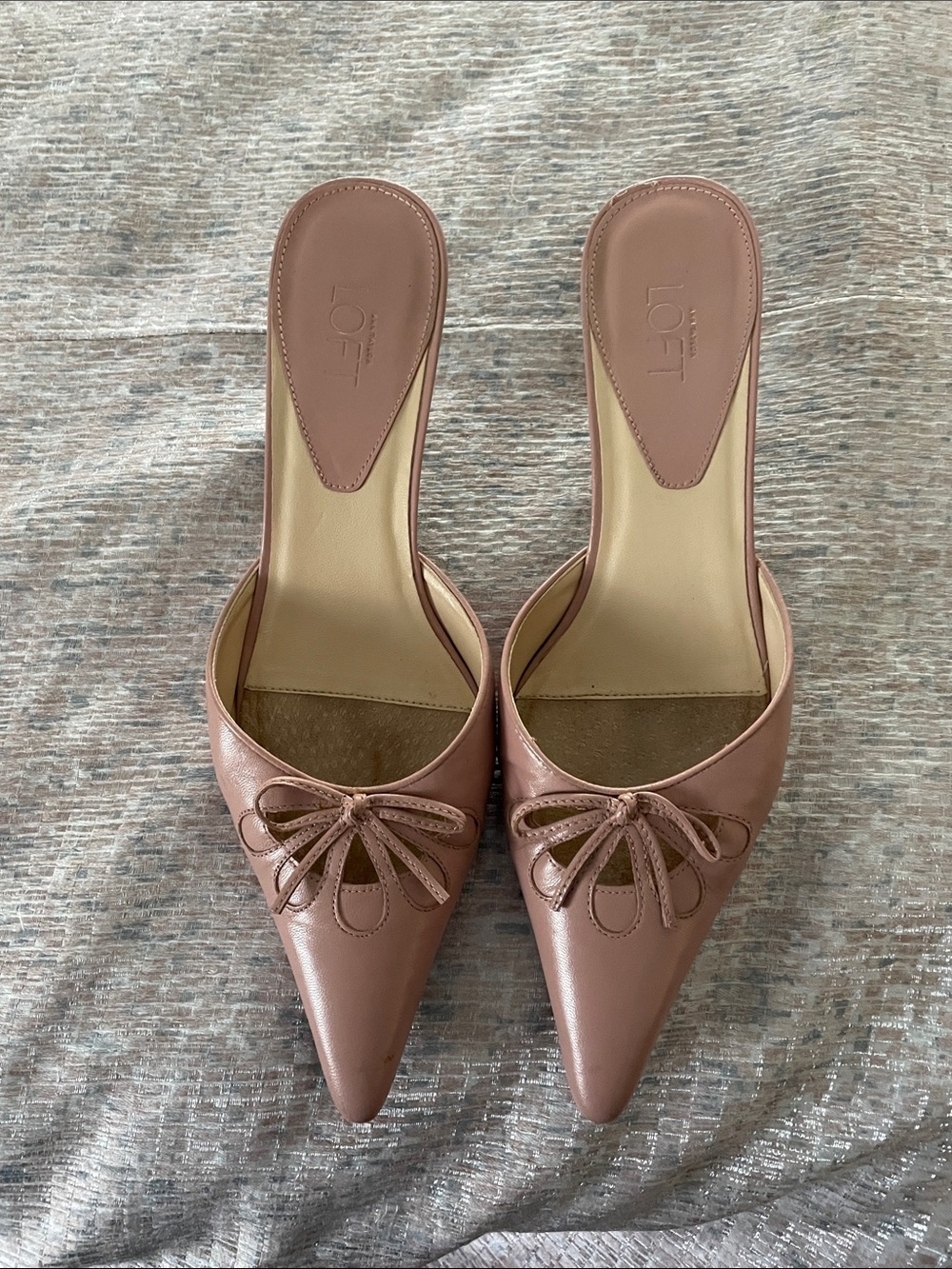 LOFT Blush Pointed-Toe Bow Mule Slides